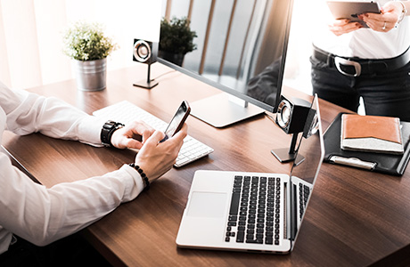 聯(lián)系我們 聯(lián)系我們